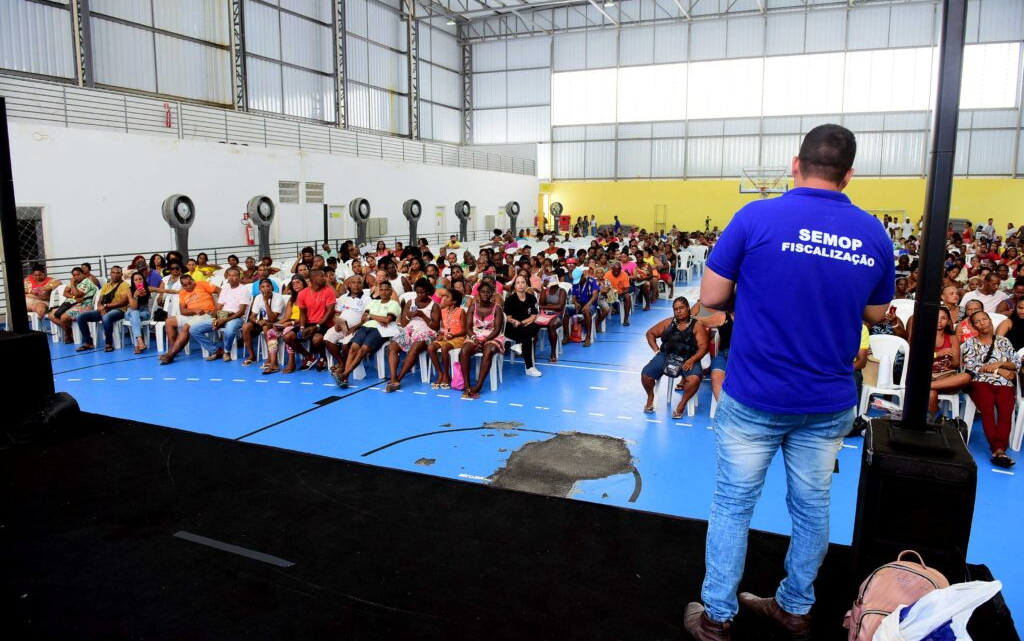 Prefeitura capacita ambulantes que atuarão no Festival Virada Salvador Prefeitura capacita ambulantes que atuarão no Festival Virada Salvador
