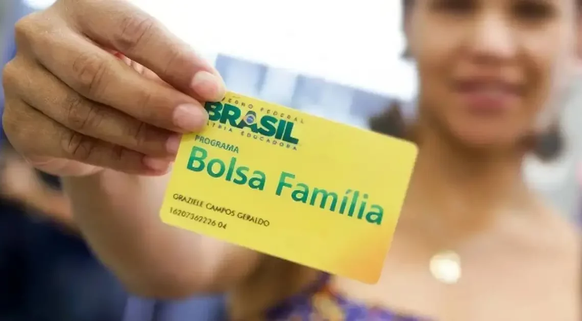 Beneficiários com NIS de final 8 do Bolsa Família recebem pagamento nesta segunda-feira