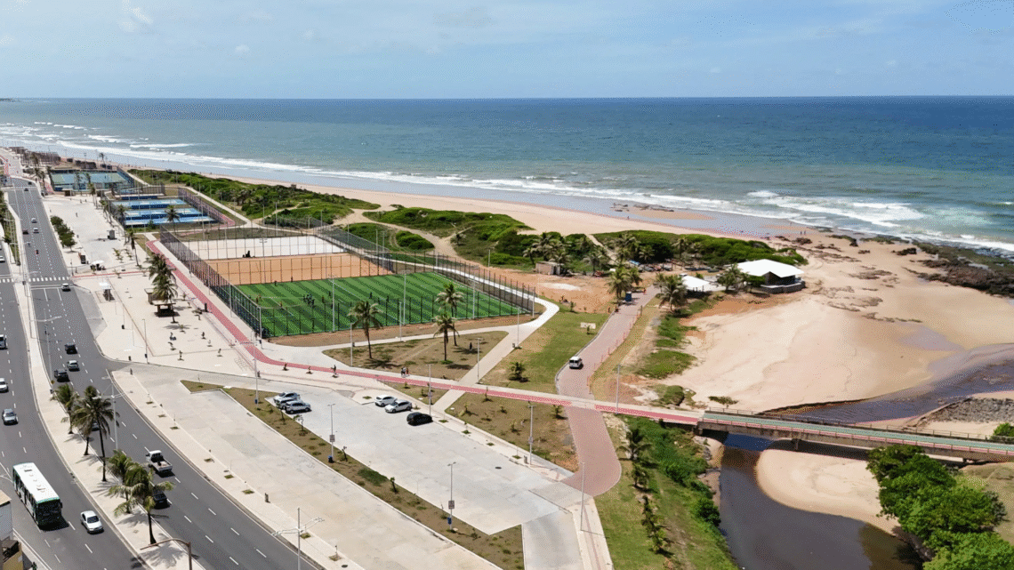 “Guardiões da Orla” realiza mutirão de limpeza da praia da Boca do Rio domingo (19) “Guardiões da Orla” realiza mutirão de limpeza da praia da Boca do Rio domingo (19)
