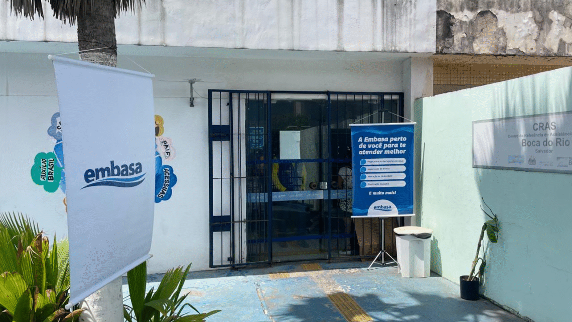 Moradores da Boca do Rio recebem atendimento itinerante da Embasa até sexta-feira (14)