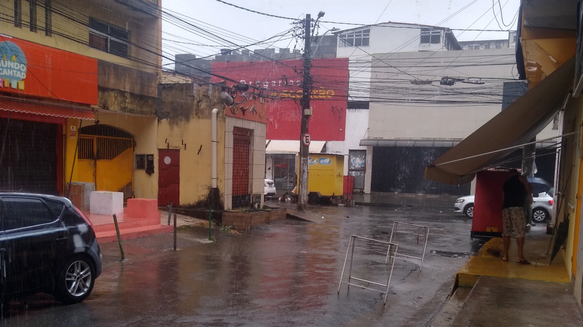 Frente fria chega a Salvador e provoca virada no tempo até a próxima quinta-feira (13)