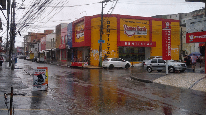 Salvador segue com céu nublado e previsão de chuvas moderadas até domingo (23)
