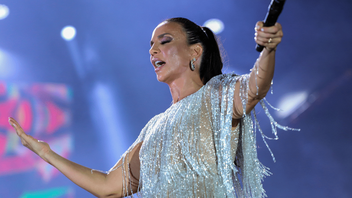Ivete Sangalo comanda a virada do ano no último dia do Festival Virada Salvador 2026