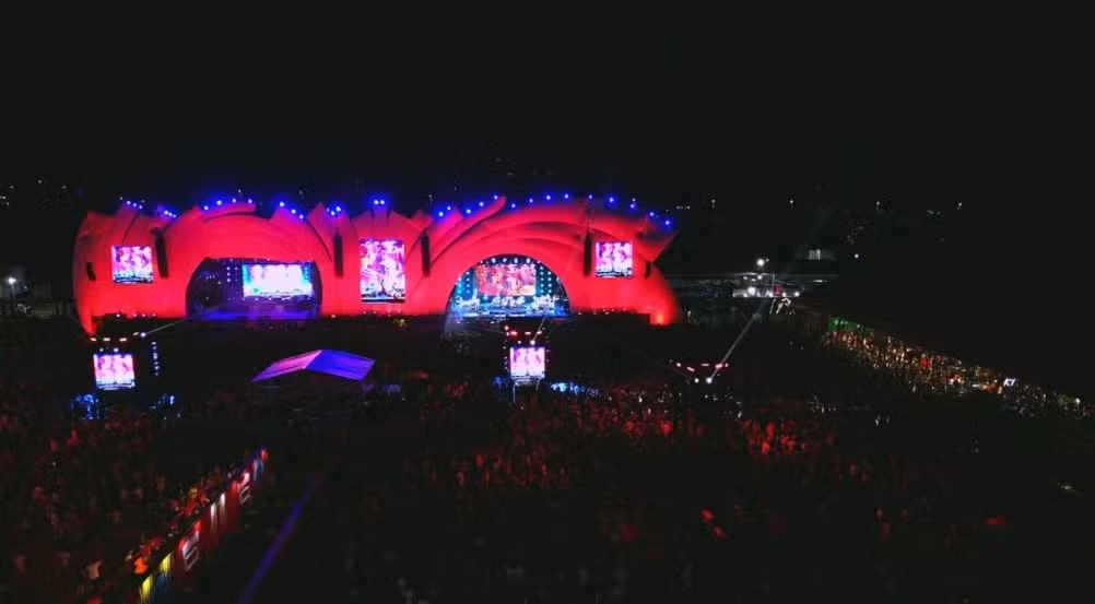 Ingressos para 1º dia do Festival de Verão com Ivete, Caetano, Ney Matogrosso e mais estão esgotados