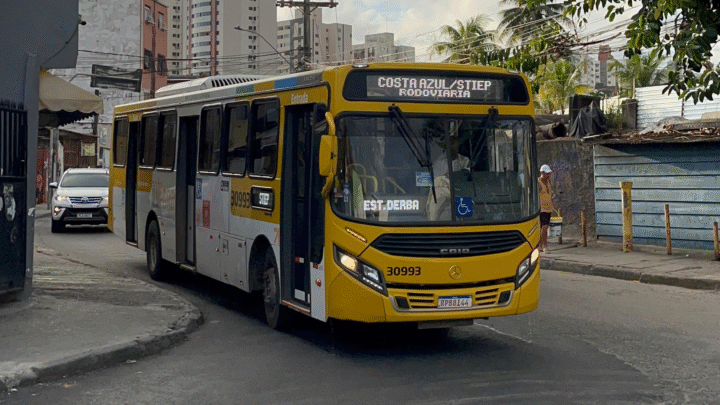 Tarifa de ônibus em Salvador aumenta e passará a custar R$ 5,90 a partir da próxima segunda (5)
