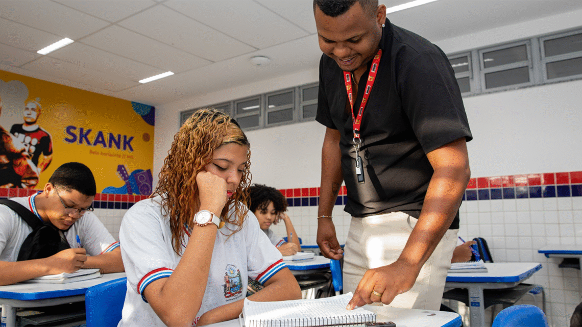 SEC Bahia abre inscrição para seleção de quase 3 mil vagas nesta segunda (26)