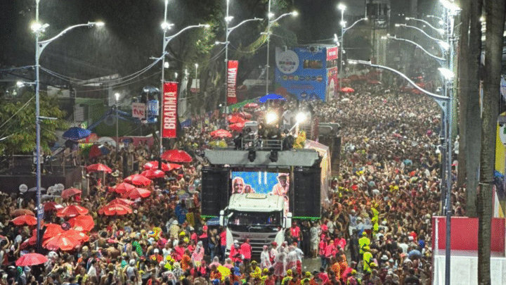 Inmet coloca Salvador em alerta para chuvas intensas no início do Carnaval