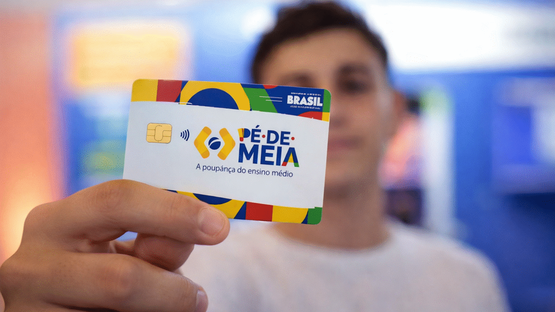 Cadastro para participar do Pé-de-Meia Licenciaturas começa nesta terça-feira (17)