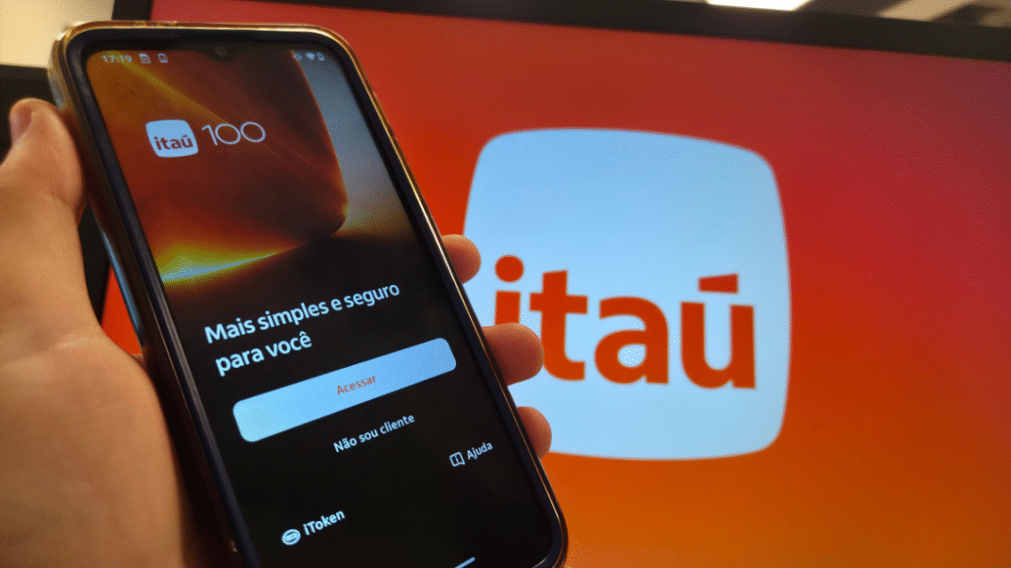 Pix fora do ar? Clientes do Itaú relatam instabilidade e erro em transferências nesta quinta (19)