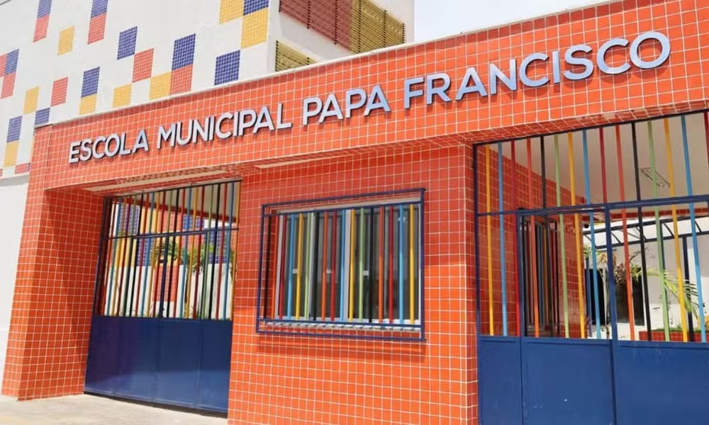 Confira o cronograma de confirmação de matrícula da rede municipal de Salvador 2026. Saiba datas, documentos necessários e como garantir a vaga nesta sexta (20).