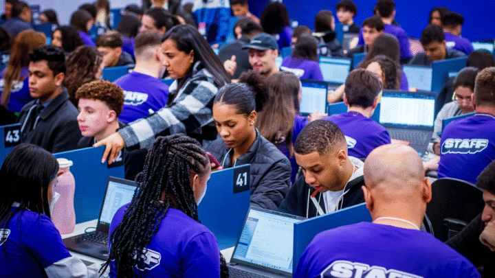 CIEE celebra 62 anos no Brasil e 44 anos em Salvador com vagas