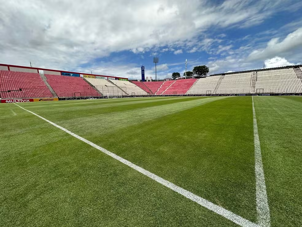 Confira onde assistir Cruzeiro x Santos pelo Brasileirão Feminino. Veja horário, local e prováveis escalações do jogo nesta segunda (23).