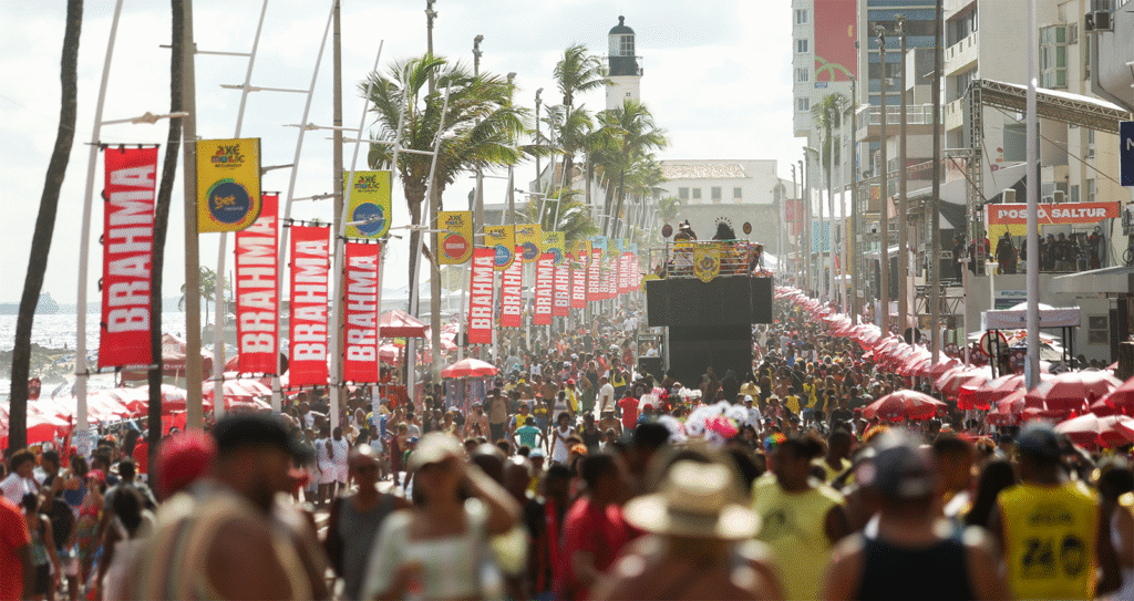 Troféu Magazine Folia 2026 estreia no Carnaval de Salvador com votação popular para eleger blocos, artistas e a Música do Carnaval 2026.