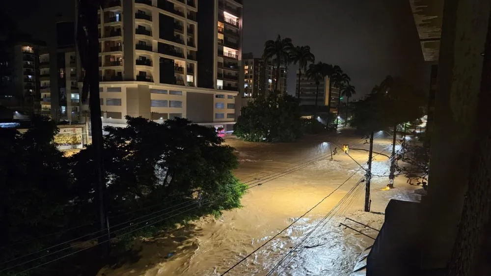 Temporal em Ubá deixa quatro mortos e rastro de destruição na cidade