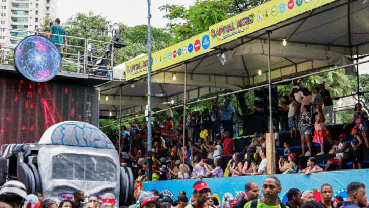 Inscrições para Arquibancada Social do Carnaval de Salvador começam nesta segunda-feira (9)