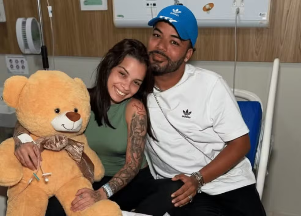 Kamylinha reage à condenação de Hytalo Santos e cita homofobia e racismo na sentença. Veja o desabafo da jovem e os detalhes do processo.