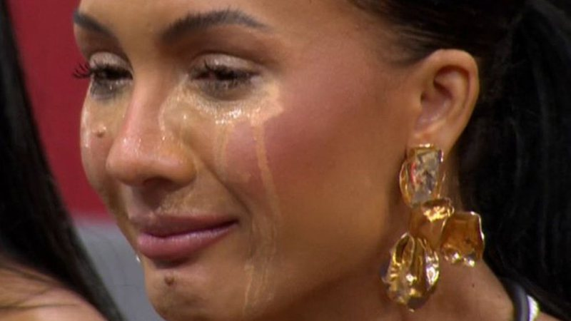 Maxiane é a sexta eliminada do BBB 26 com 63,21% dos votos. Confira as porcentagens oficiais do paredão desta terça (24).