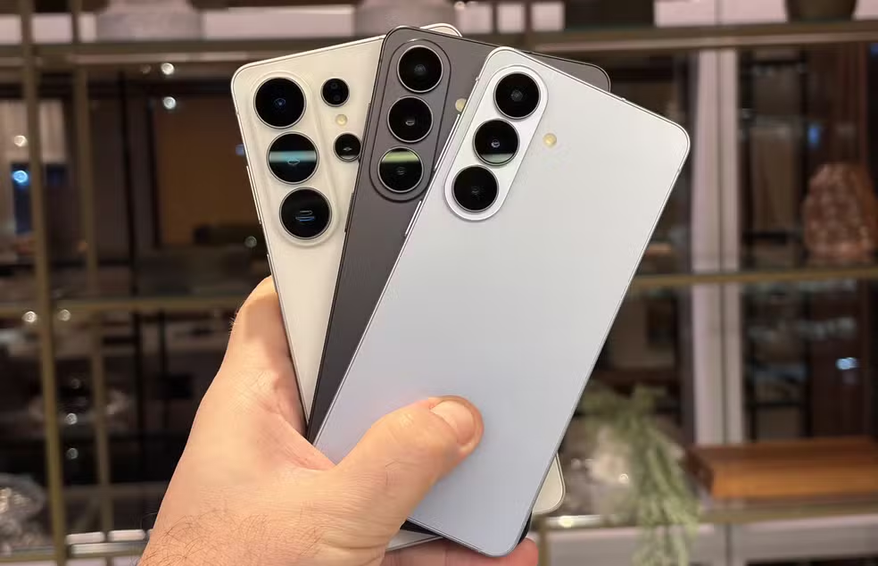 Adeus película? Galaxy S26 Ultra traz tela que bloqueia olhares laterais