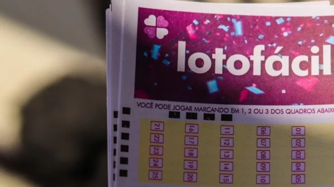 Ganhou? Veja o resultado da Lotofácil 3621 de R$ 1,8 milhão