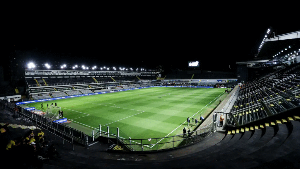 Saiba onde assistir Santos x Vasco ao vivo pelo Brasileirão 2026. Veja horário, escalações, odds e informações do jogo na Vila Belmiro.
Frase-chave de foco: Santos x Vasco