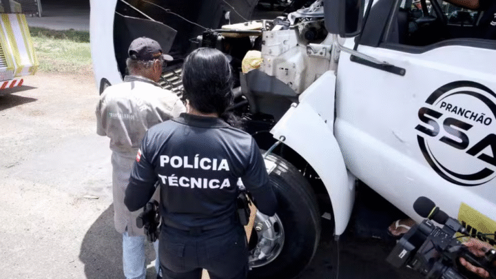 Pré-Carnaval: Detran intensifica fiscalização em trios elétricos e carros de apoio em Salvador