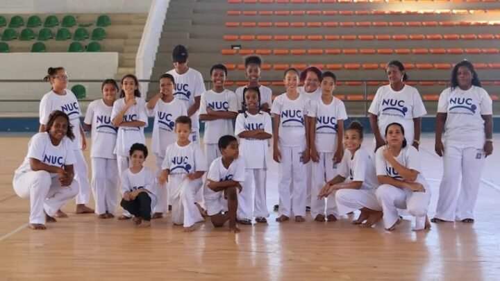 Projeto de capoeira oferece aulas gratuitas em Salvador e interior do estado; saiba como se inscrever