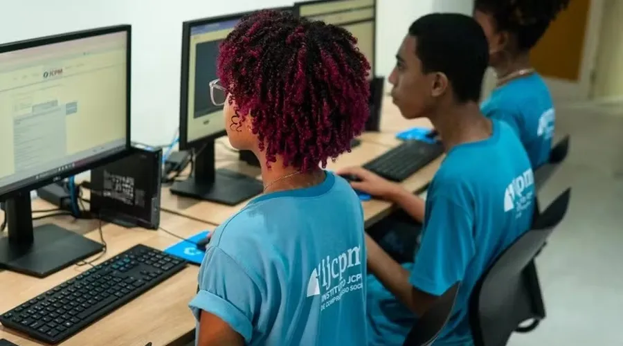 Quer se qualificar? Cursinho abre 800 vagas gratuitas em Salvador