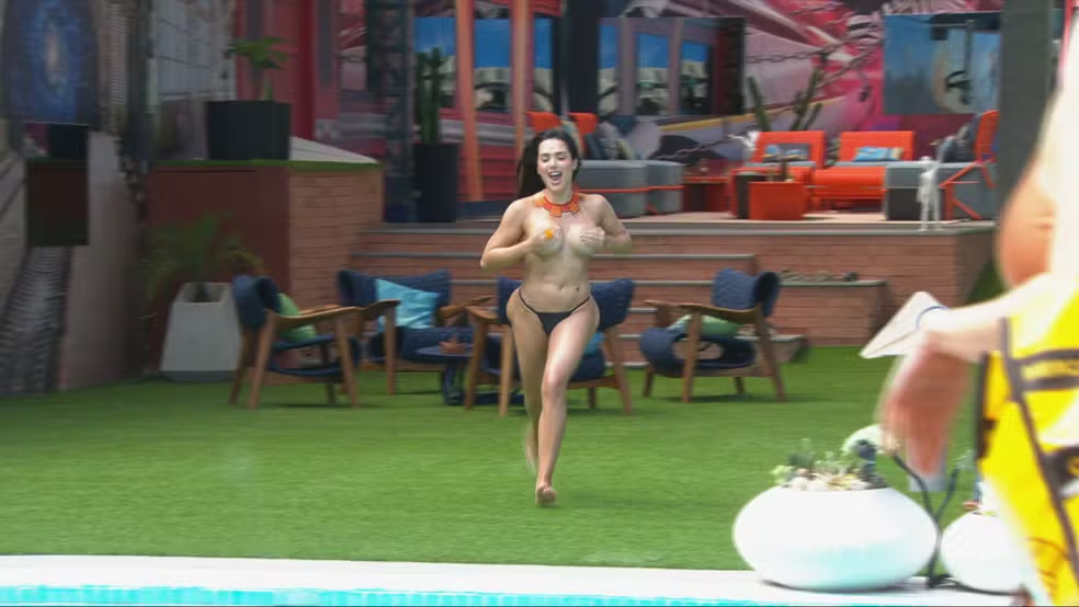 Jordana faz topless após voltar de Paredão no BBB 26: ‘Obrigada, Brasil’