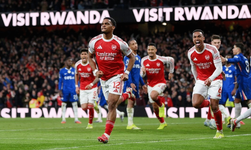 Arsenal vence Chelsea e abre vantagem na liderança do Inglês