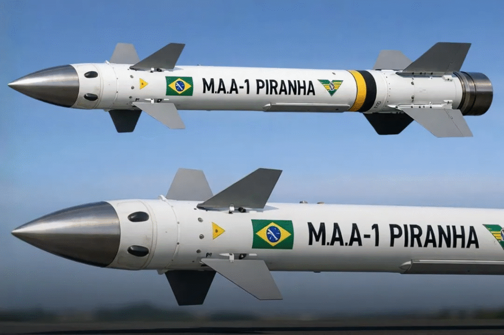Míssil supera 4 mil km/h e posiciona Brasil na elite da guerra aérea. Conheça o MAA-1B Piranha, o armamento da FAB que atinge Mach 3.5 e equipa caças nacionais.