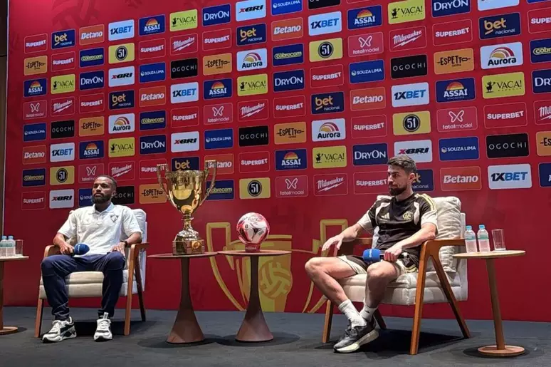 Jorginho revela surpresa do elenco do Flamengo com a demissão de Filipe Luís e projeta final contra o Fluminense. Confira.