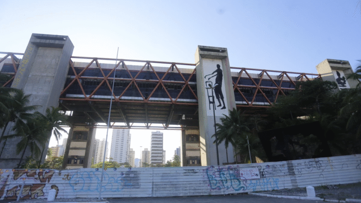 Desvalorização? Preço de venda do antigo Centro de Convenções é 60% menor que valor de mercado