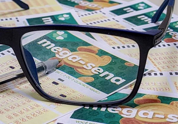 Mega-Sena sorteia prêmio de R$ 50 milhões neste sábado; saiba como apostar