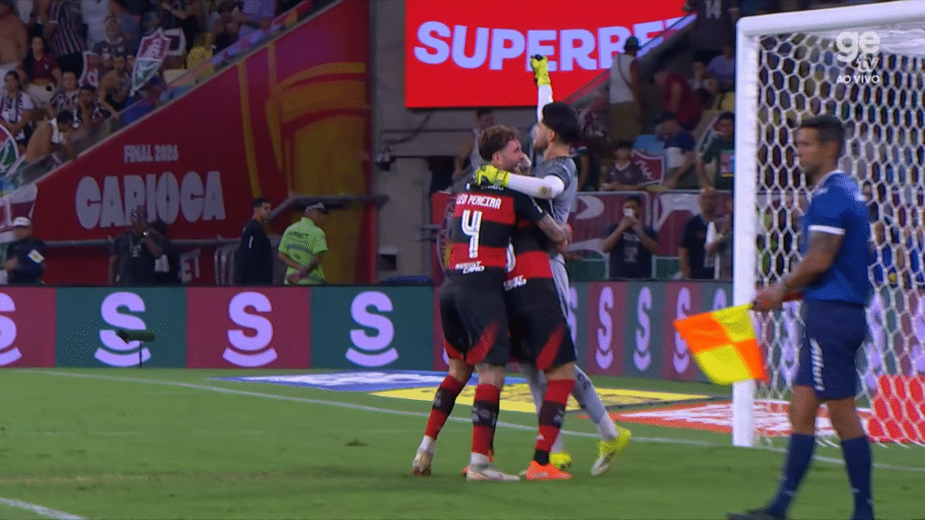 Flamengo é campeão! Rossi brilha nos pênaltis, Flamengo vence Fluminense e leva o título do Carioca 2026 no Maracanã.
