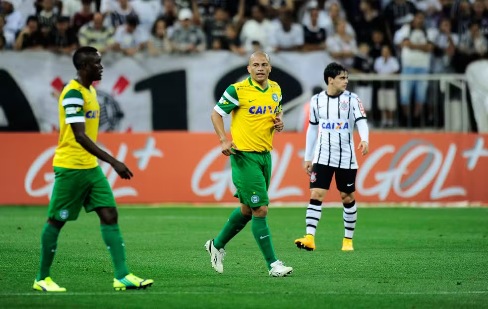 Corinthians x Coritiba hoje: O plano do Coxa para derrubar escrita amarga