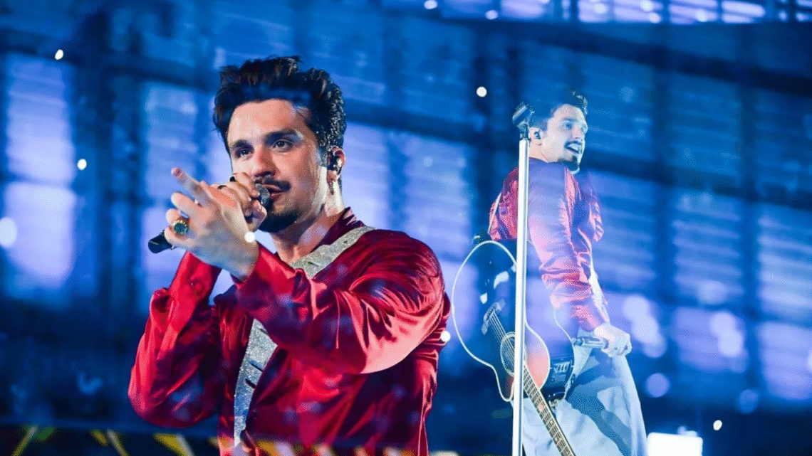 Luan Santana celebra 18 anos de carreira com show histórico no Allianz Parque
