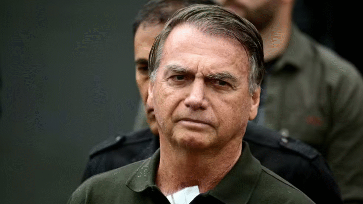 Urgente: Boletim médico de Bolsonaro revela novos problemas de saúde na UTI
