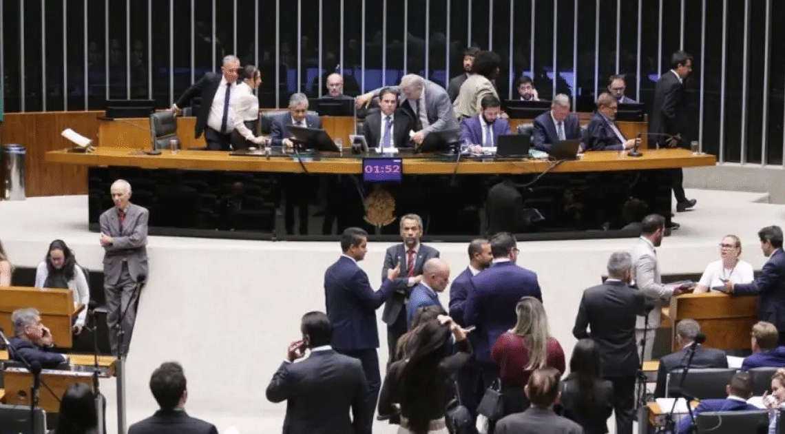 Mudança no MEI à vista: entenda o projeto que aumenta o limite de ganhos