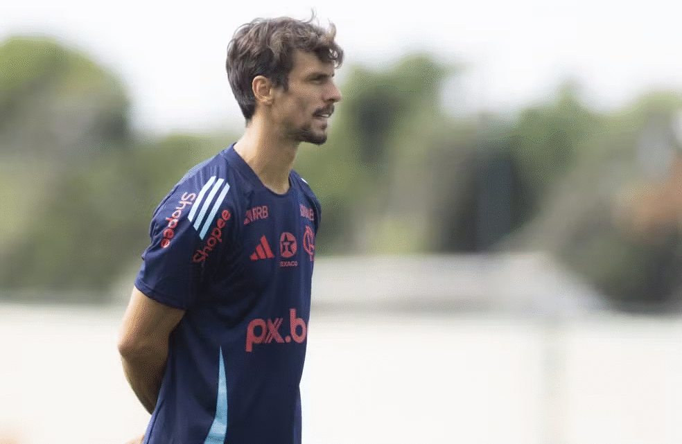 Debandada na Gávea: Rodrigo Caio não integra mais a comissão do Flamengo