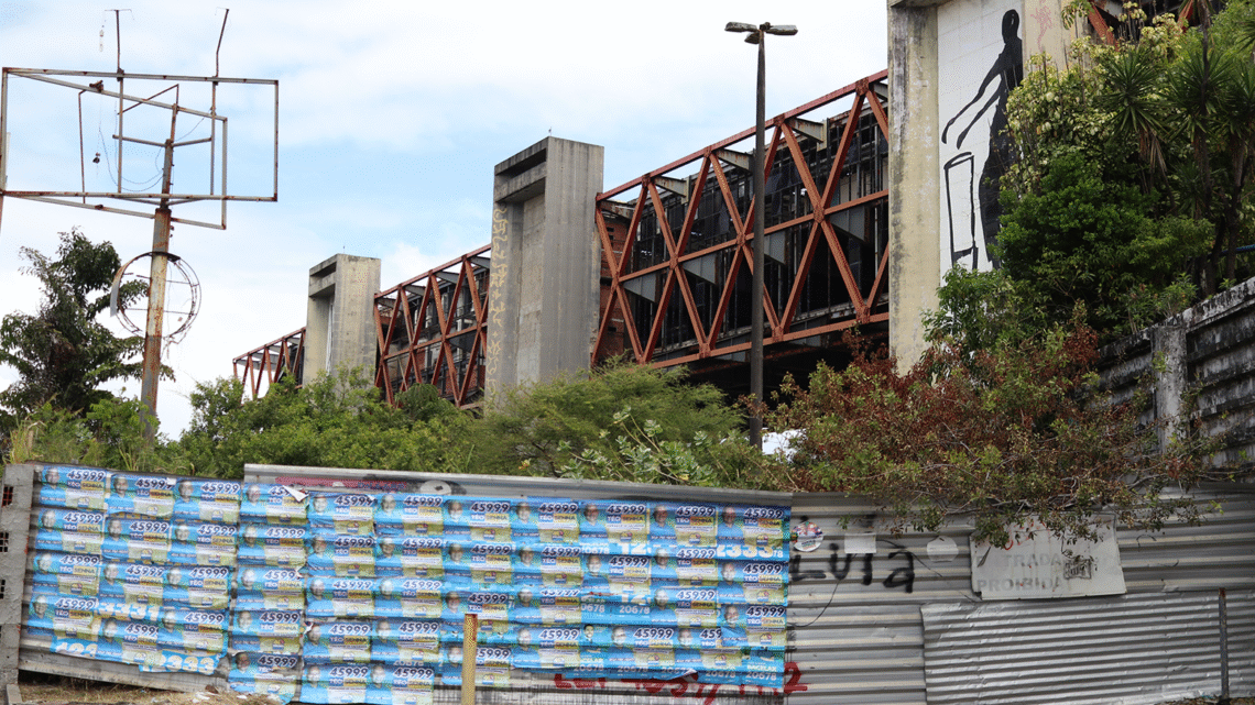 Leilão do antigo Centro de Convenções fracassa e termina sem lances