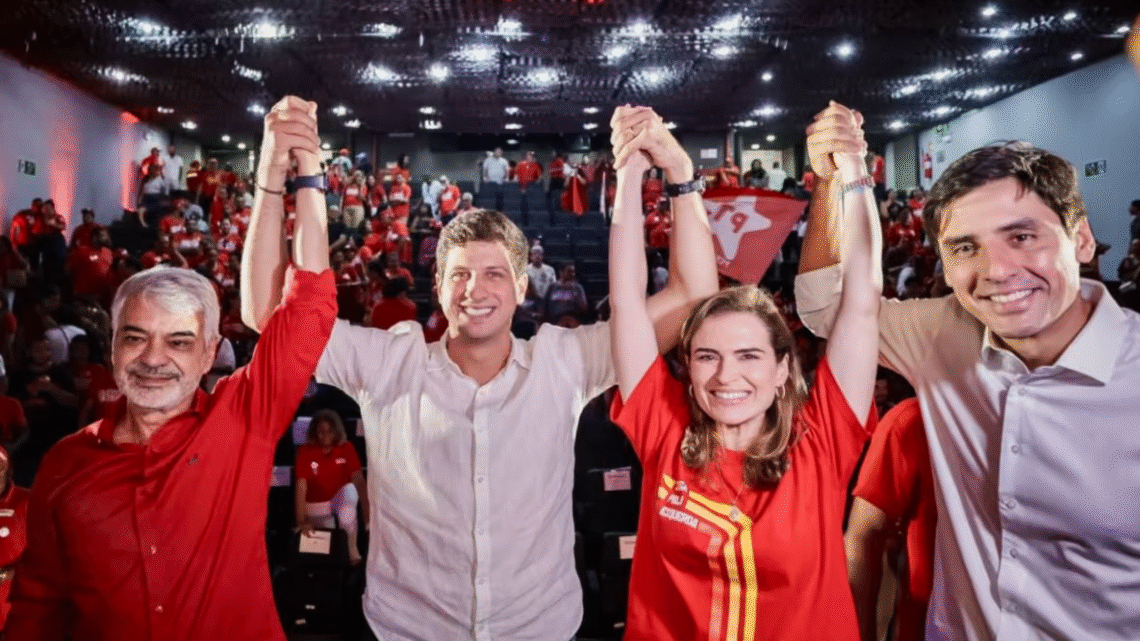 PT de Pernambuco confirma Humberto Costa no Senado e apoio a João Campos no governo do estado