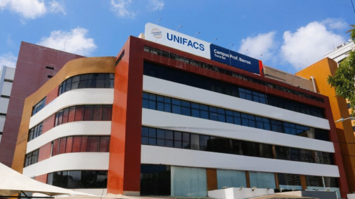 Universidade de Salvador oferece atendimentos ginecológicos gratuitos em março