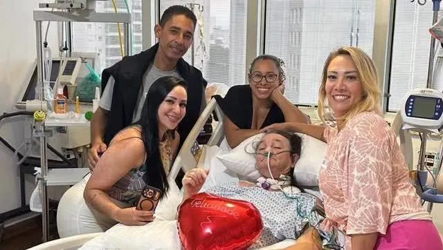 Internado, Marquito comemora aniversário de 66 anos em hospital