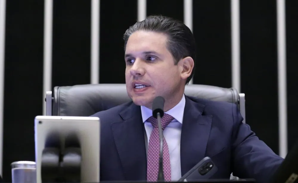 Mudança na jornada? Saiba quando o Fim da escala 6×1 será votado