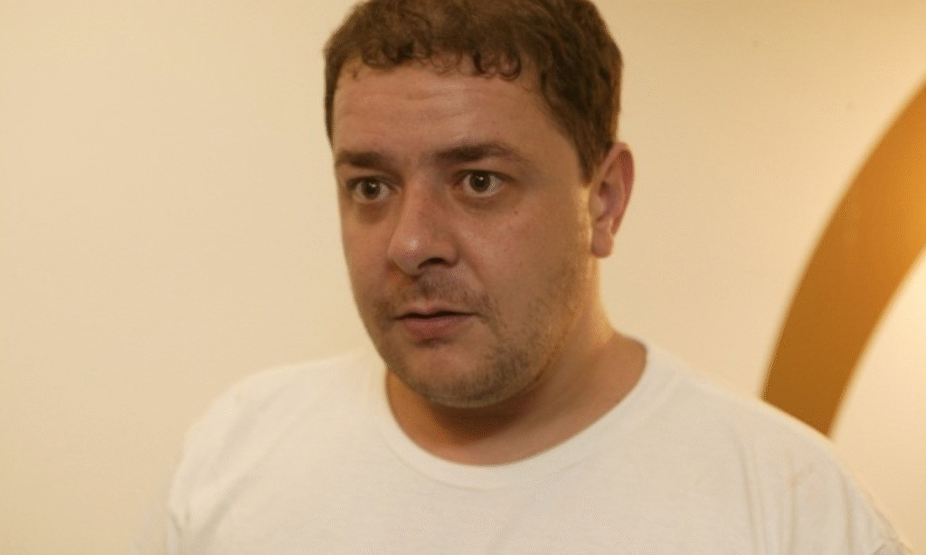 Lulinha viajou em jato de doador de Tarcísio de Freitas. Veja detalhes do voo entre Brasília e São Paulo.