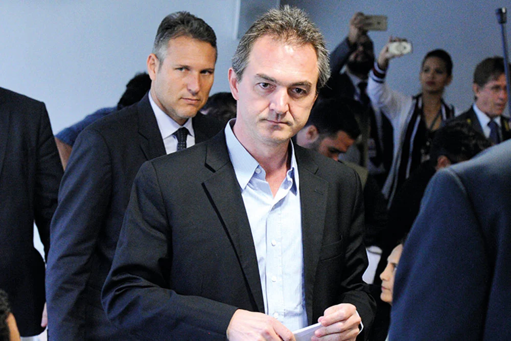 Joesley Batista vai investir R$ 300 milhões na Avibras, principal fabricante de mísseis do Brasil. Saiba detalhes da negociação hoje.