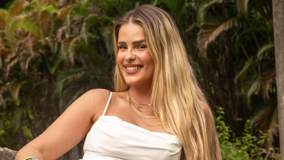 Yasmin Brunet elimina 25 kg e impressiona com antes e depois