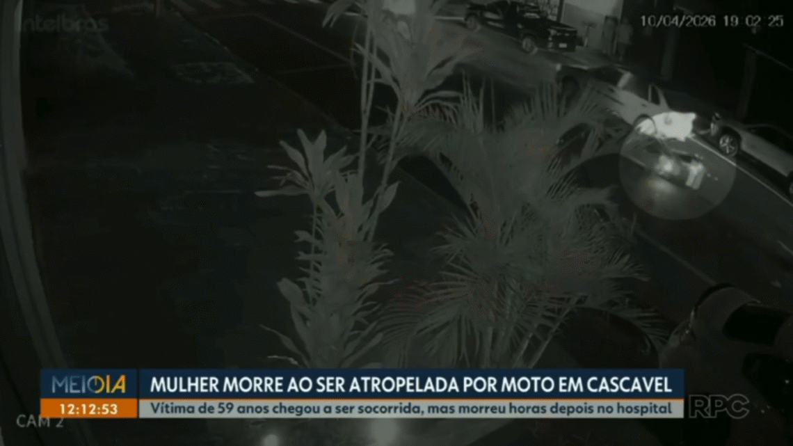 Atropelamento em Cascavel: câmeras flagram colisão grave entre moto e pedestre