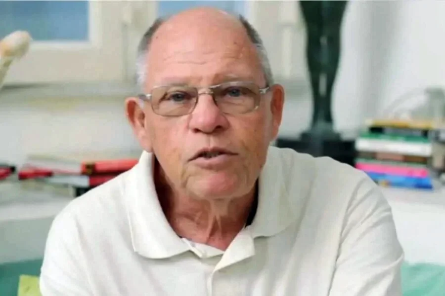 Morre o ator e dublador Silvio Matos aos 82 anos. Relembre a carreira do ícone da TV brasileira e do canal Parafernalha.