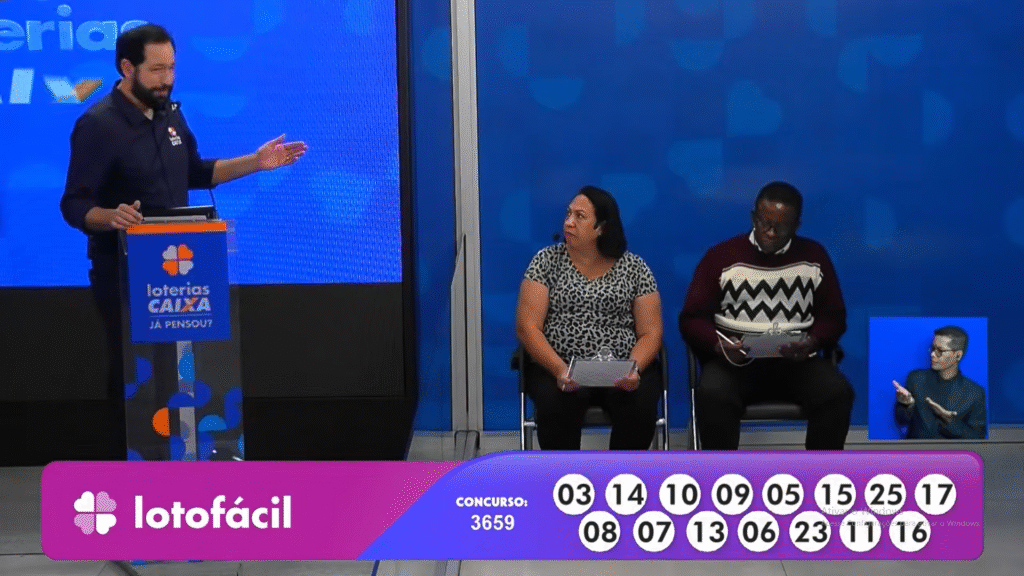 Resultado da Lotofácil 3659 deste sábado (11). Confira as 15 dezenas sorteadas e saiba como resgatar o prêmio de R$ 2 milhões.
